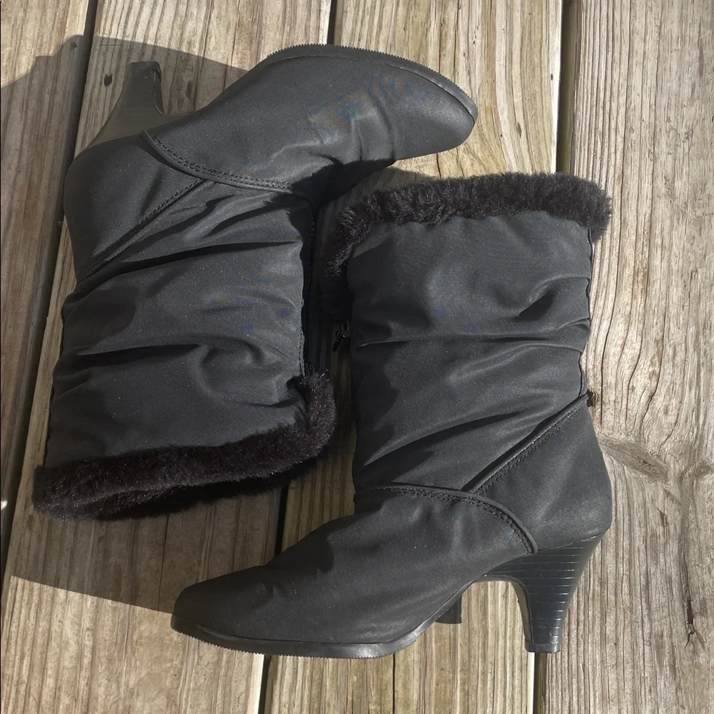 Cold Remedy Black Faux Fur Water-Resistant Mid-Calf Winter Boots Size 5M